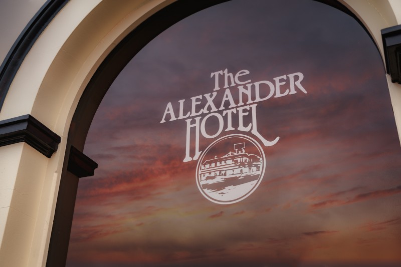WELCOME TO THE ALEXANDER HOTEL